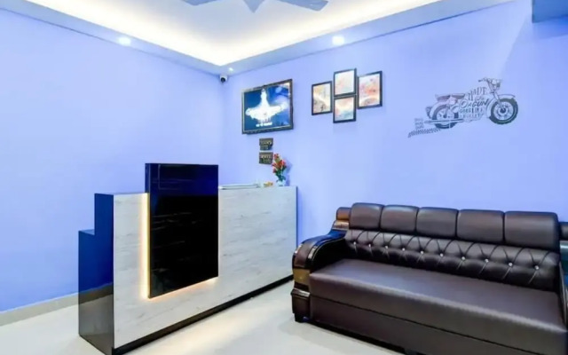 Goroomgo Dutta Residency Premium