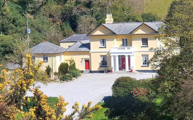 Rosecraddoc Manor Self Catering Holidays