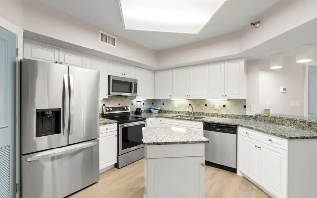 Windward Pointe 1502