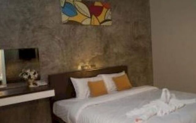 M Residence & Hotel