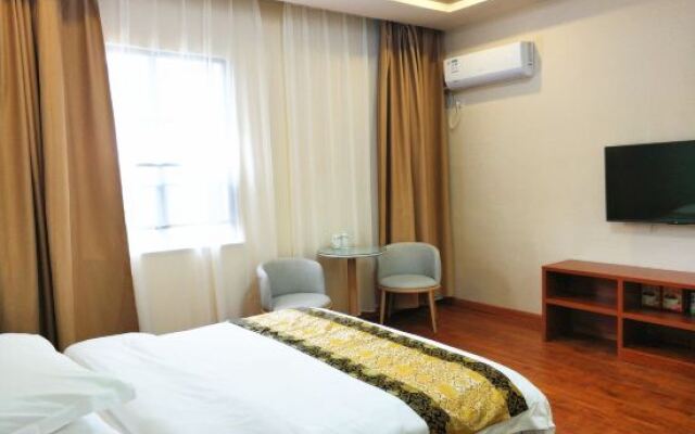 Home Inn Huayi Hotel