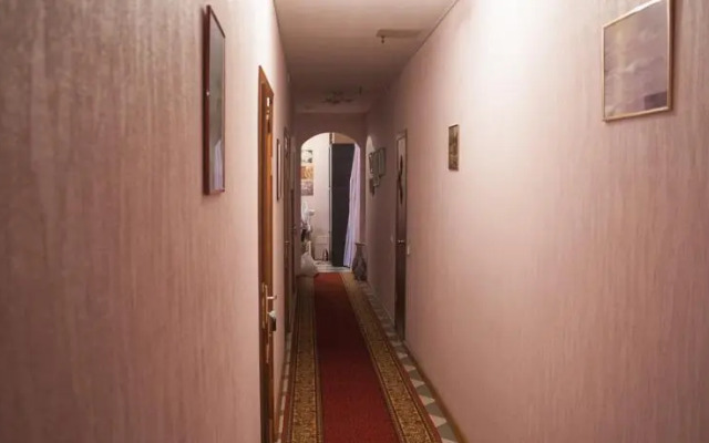 Меблированные комнаты Central