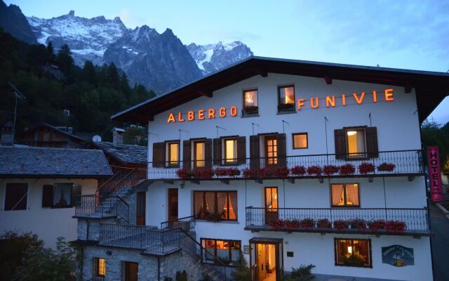 Hotel Funivia