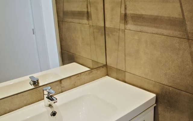 GuestReady - Square Painted Ceuta