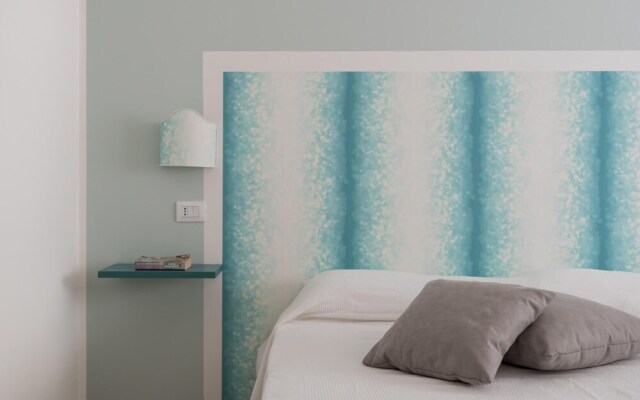 Crispi Mono Smart 10 con Balcone - Locazione