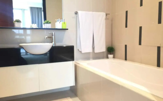 Marc Residence A26-10 by SYNC