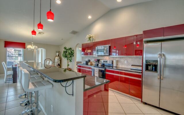 Villazo Ann - Roelens Vacations