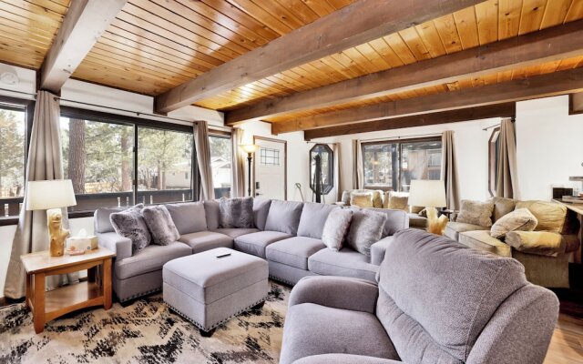 THE Moose Tree House #2381