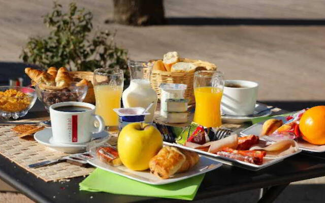 Les Jasses De Camargue