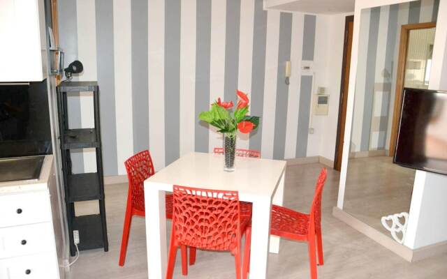 Studio In Lido Di Ostia, With Wonderful City View, Furnished Terrace And Wifi 1 Km From The Beach