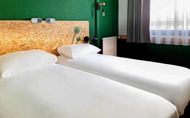 Greet Hotel Evreux Centre - Route de Normandie by Accor