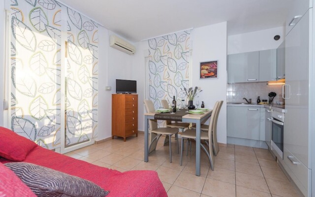 Stunning Home in Vodice With Wifi and 2 Bedrooms