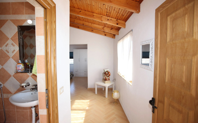 Nika Hotel