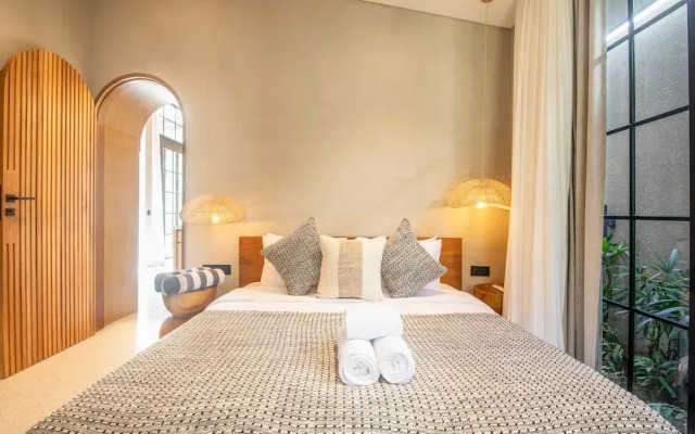 Villa Serai 5br to the Beach