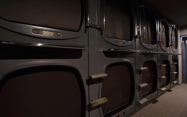 THE NELL UENO OKACHIMACHI - Caters to Men