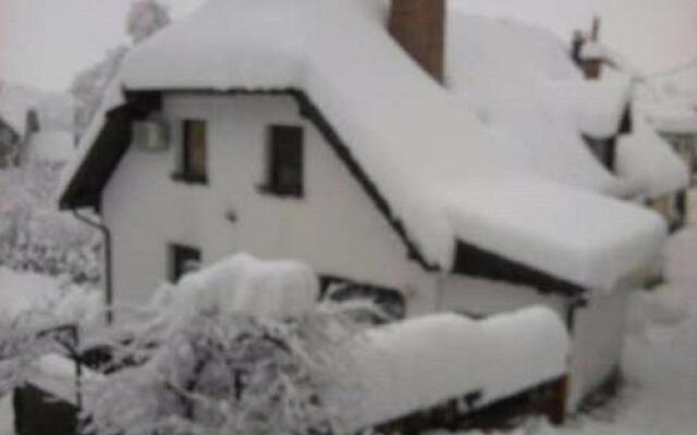Apartments Ktrenc