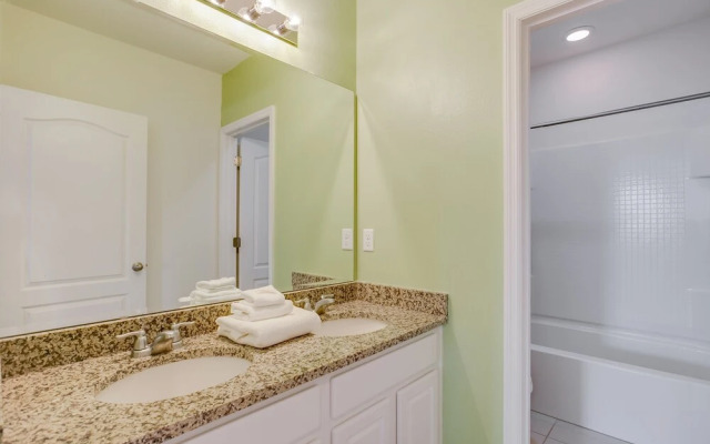 Broadaok Drive Villa Solterra 6091