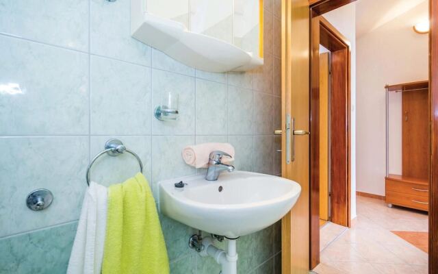 Beautiful Home in Barbat With Wifi and 2 Bedrooms