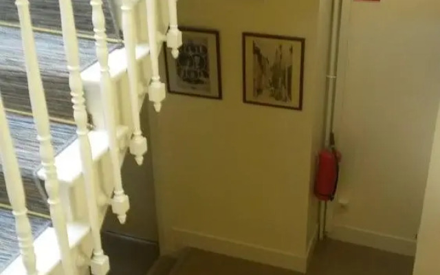 Ares City Center Hotel