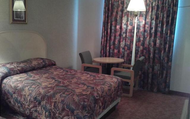 Knights Inn Brandon