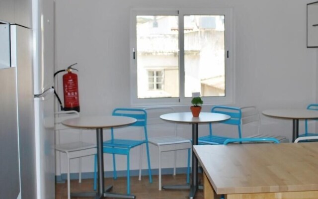 Peneco Albufeira GuestHouse - Hostel