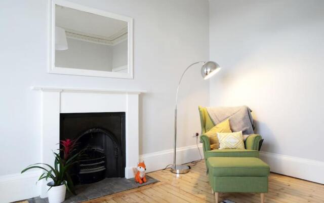 Stylish City Centre Apartments - D Terrace Residence