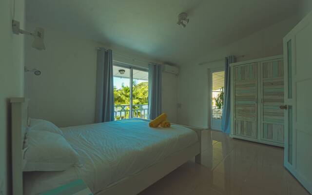 Tamarin Bay House by StayMauritius