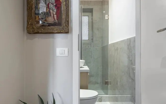 Views of all the Palaces 2BR Stunner