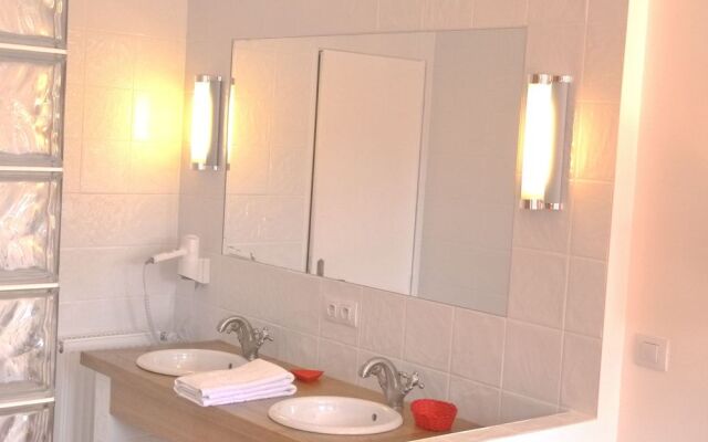 Serenity Guesthouse