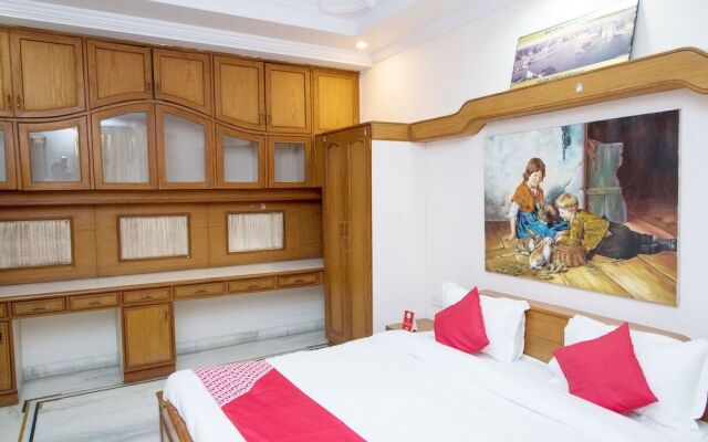 OYO 10778 Home Exotic Penthouse Hiran Magri