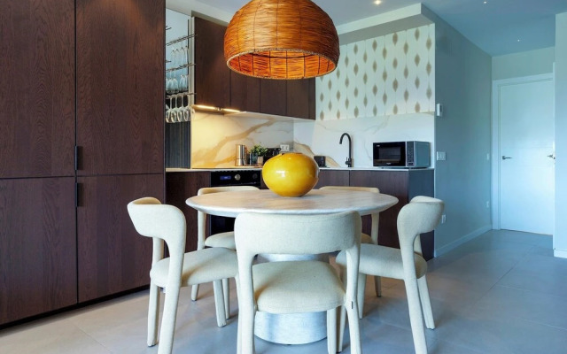 Amazing 3BD apt and Pool. Señorío de Aloha
