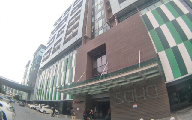 Sabah Cupcake Suite