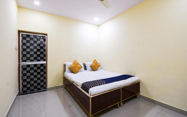 Gaurav Guest House by OYO Rooms