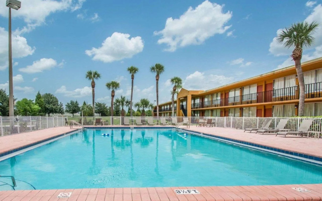 Quality Inn Davenport - Maingate South