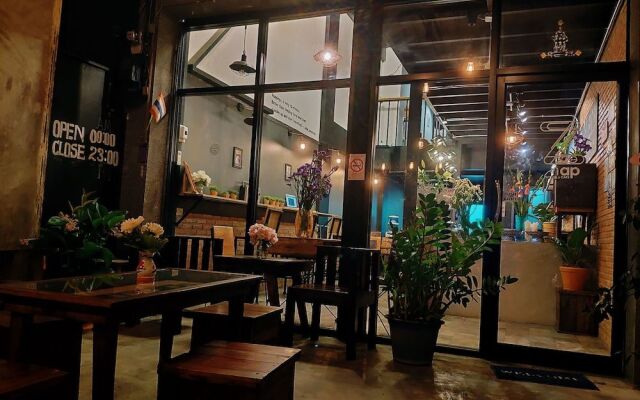 Znap's hostel and Café