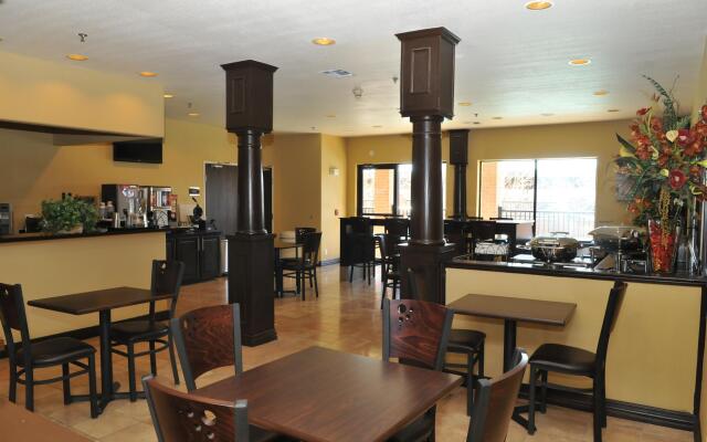 Best Western Plus DFW Airport Suites