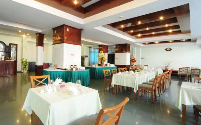 The Sunriver Boutique Hotel Hue