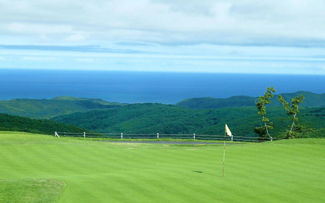 Mauna Ocean Resort
