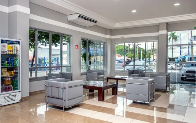 Delcas Hotel