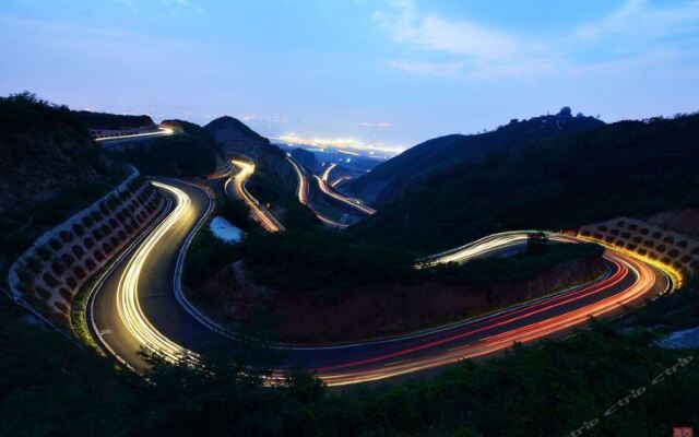 Shuhan Yinxiang Hotel