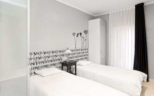 Gaia Fira rooms