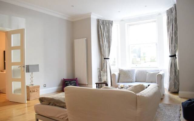 Modern 2 Bedroom Home in Chelsea