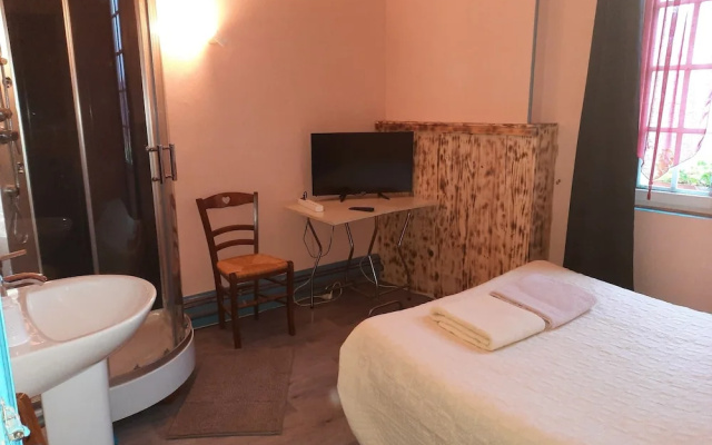Auberge Des Pilotis