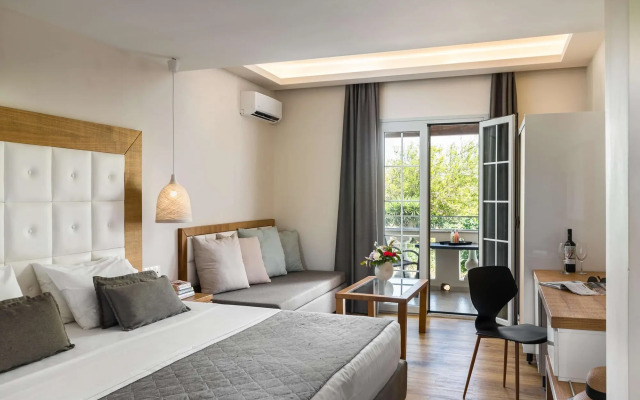 Akron Seascape Resort