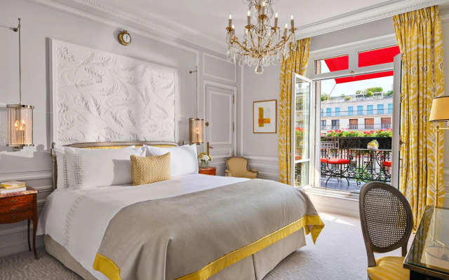 Hotel Plaza Athenee