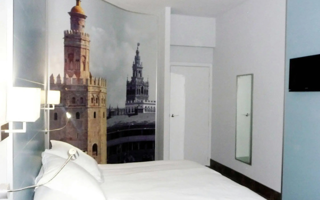 Hotel AACR Monteolivos