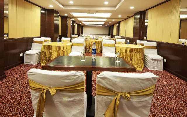 The Golden Plaza Hotel & Spa