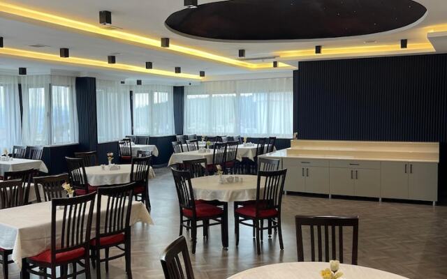 Hotel Eronur