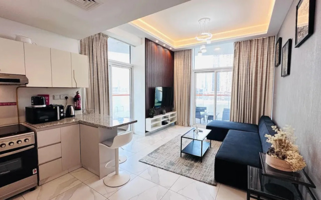 Premium 2 Bed Millennium Apartment