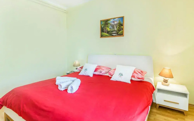 Amazing Apartment in Nedescina With 3 Bedrooms, Internet and Outdoor Swimming Pool